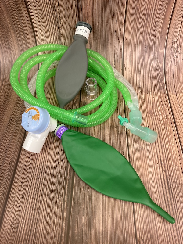  Non-Rebreathing Circuit 